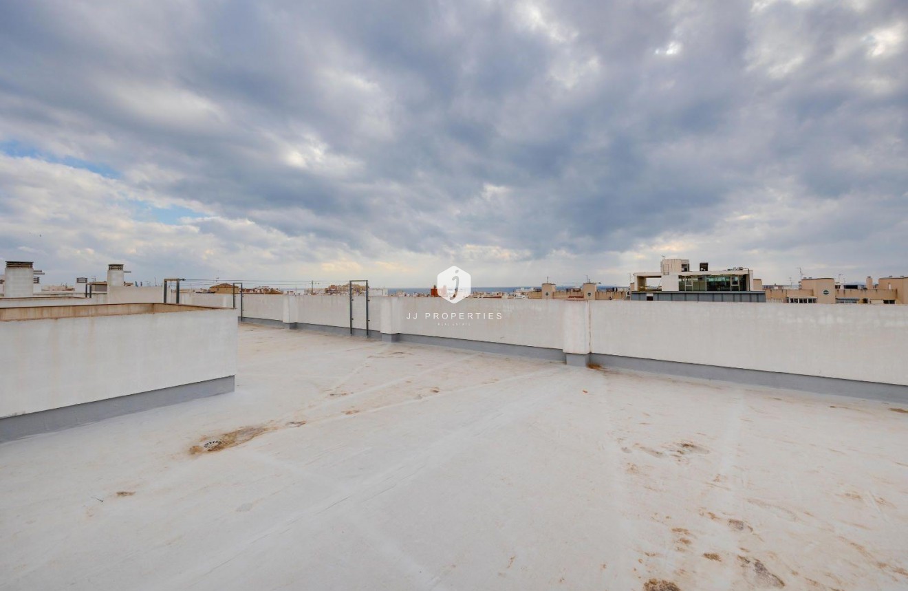 Tweedehands - Appartement / flat -
Torrevieja - Centro