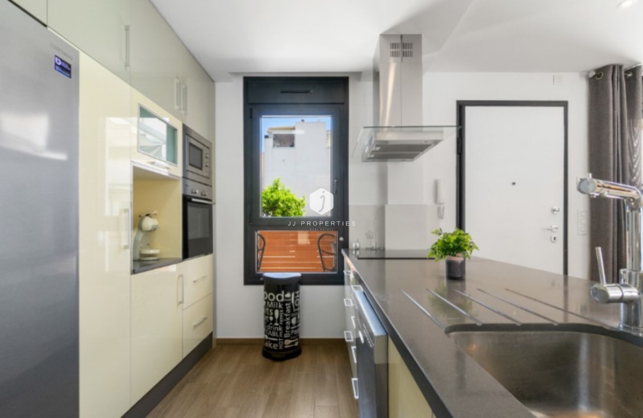 Tweedehands - Villa -
Torrevieja - Costa Blanca