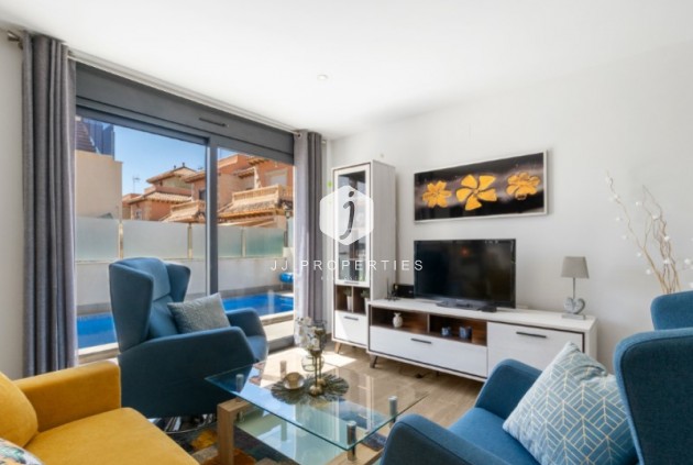 Tweedehands - Villa -
Torrevieja - Costa Blanca