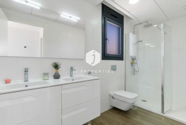 Tweedehands - Villa -
Torrevieja - Costa Blanca