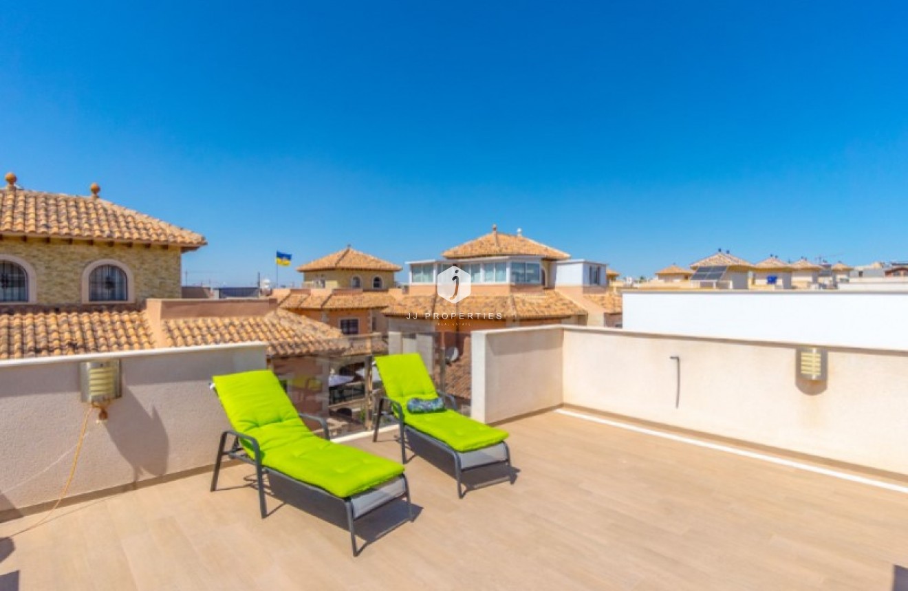 Tweedehands - Villa -
Torrevieja - Costa Blanca