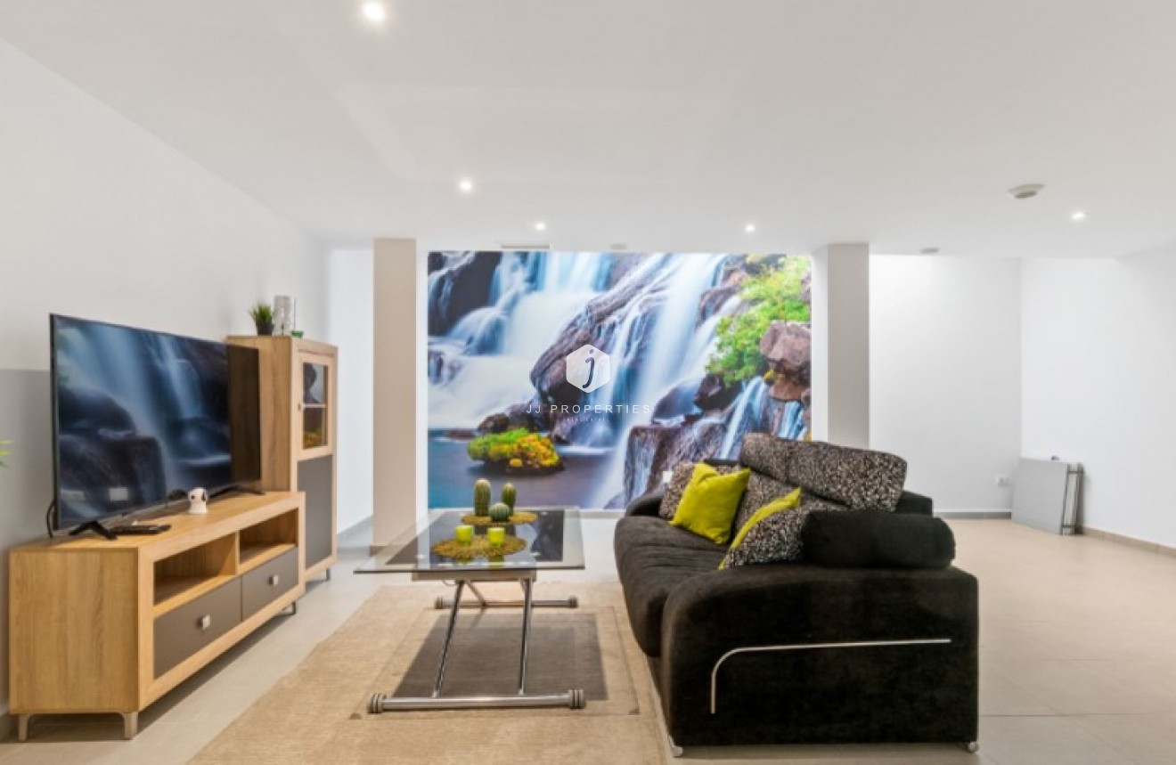 Tweedehands - Villa -
Torrevieja - Costa Blanca