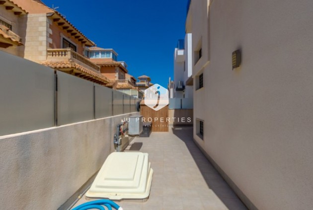 Tweedehands - Villa -
Torrevieja - Costa Blanca