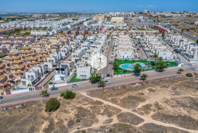 Tweedehands - Villa -
Torrevieja - Costa Blanca