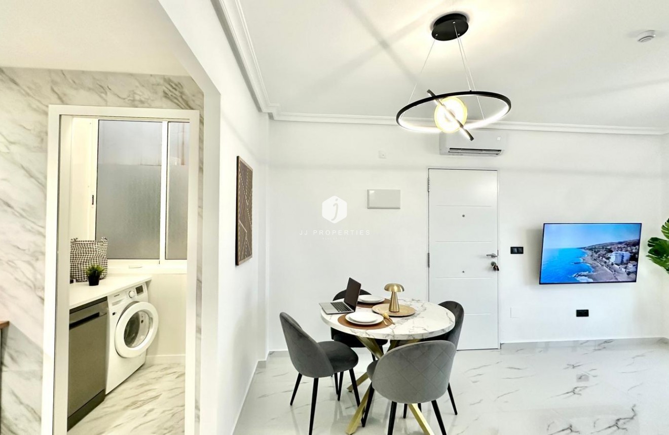 Tweedehands - Bungalow -
Orihuela Costa - Playa Flamenca Norte