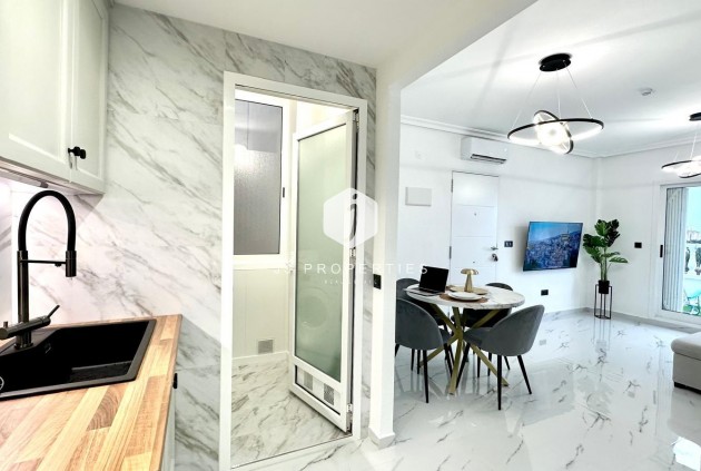 Tweedehands - Bungalow -
Orihuela Costa - Playa Flamenca Norte