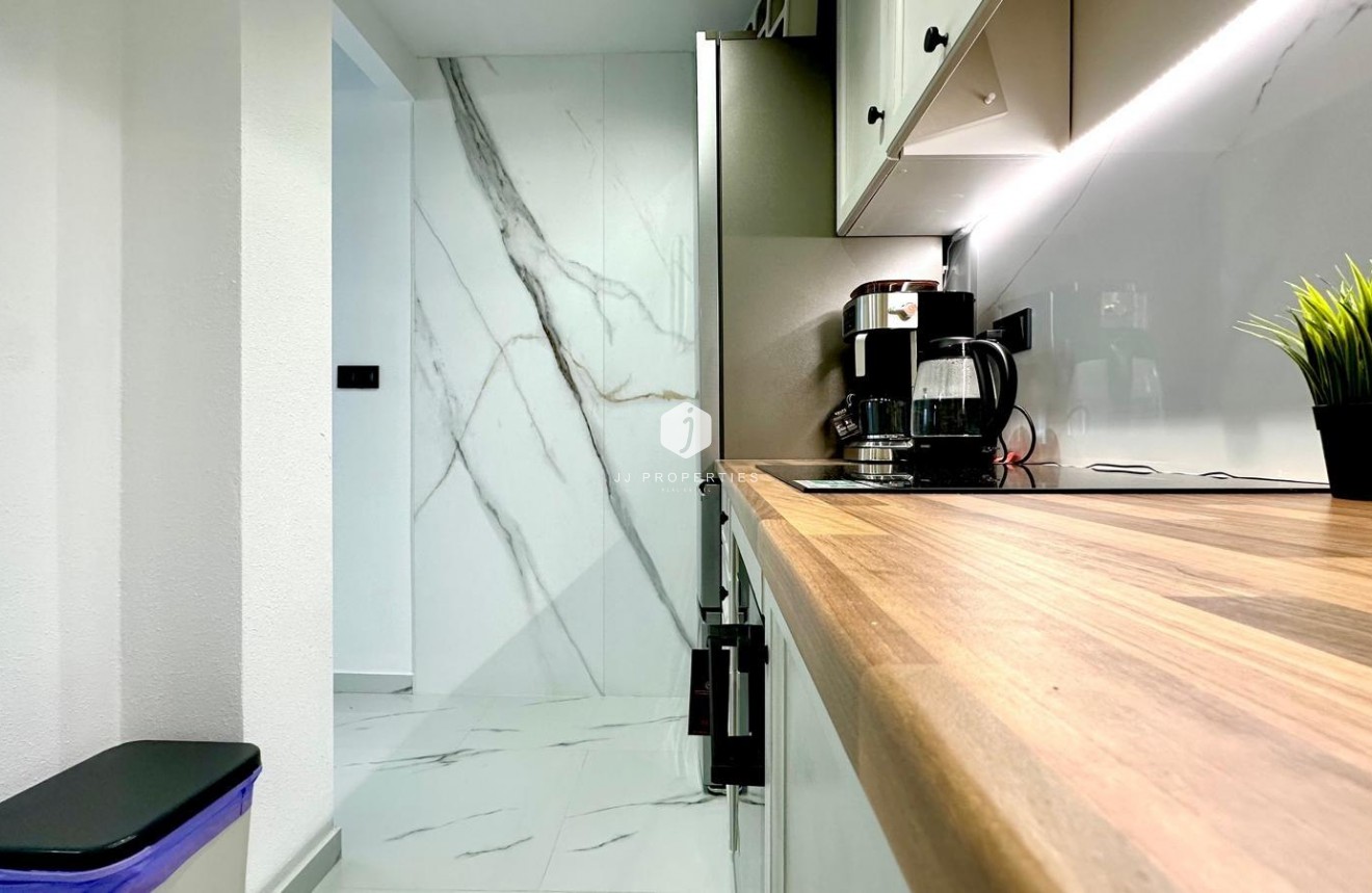 Tweedehands - Bungalow -
Orihuela Costa - Playa Flamenca Norte