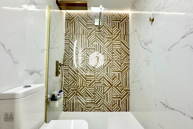 Tweedehands - Bungalow -
Orihuela Costa - Playa Flamenca Norte