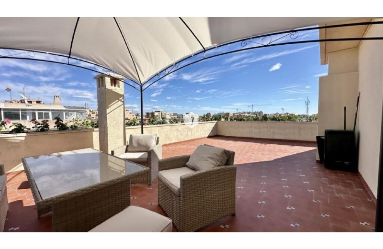 Tweedehands - Penthouse -
Torrevieja - Costa Blanca