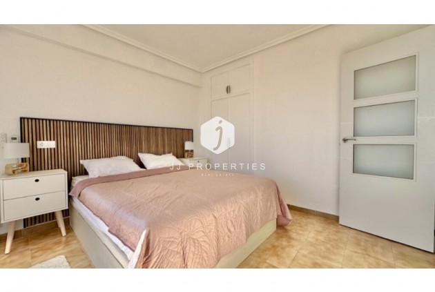 Tweedehands - Penthouse -
Torrevieja - Costa Blanca