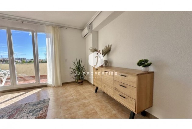 Tweedehands - Penthouse -
Torrevieja - Costa Blanca