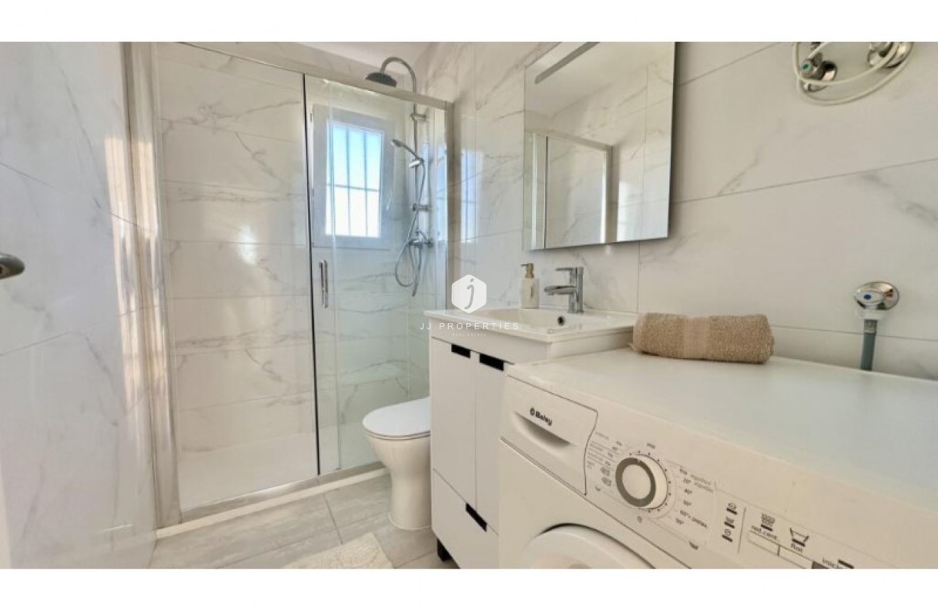 Tweedehands - Penthouse -
Torrevieja - Costa Blanca