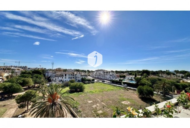 Tweedehands - Penthouse -
Torrevieja - Costa Blanca