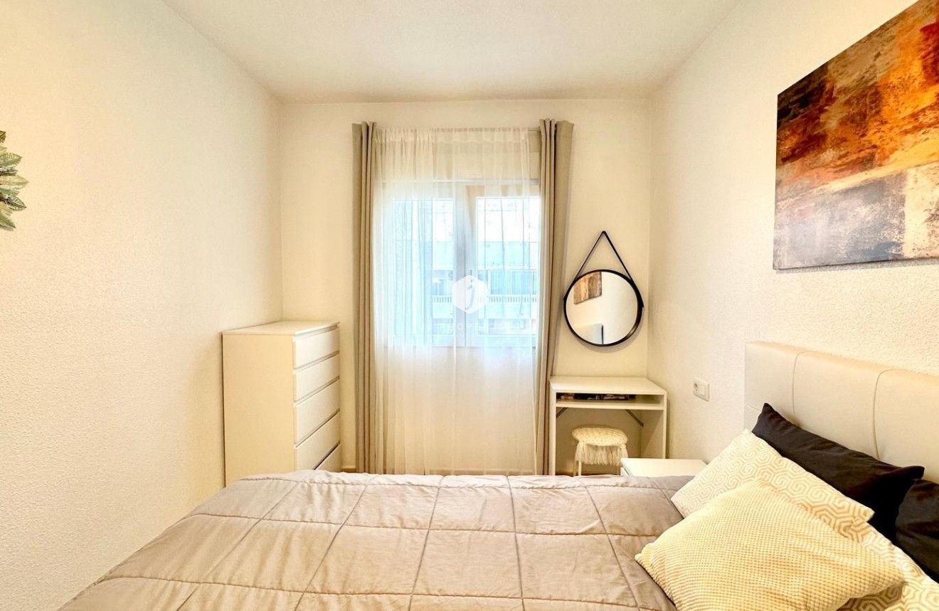 Tweedehands - Penthouse -
Torrevieja - Centro