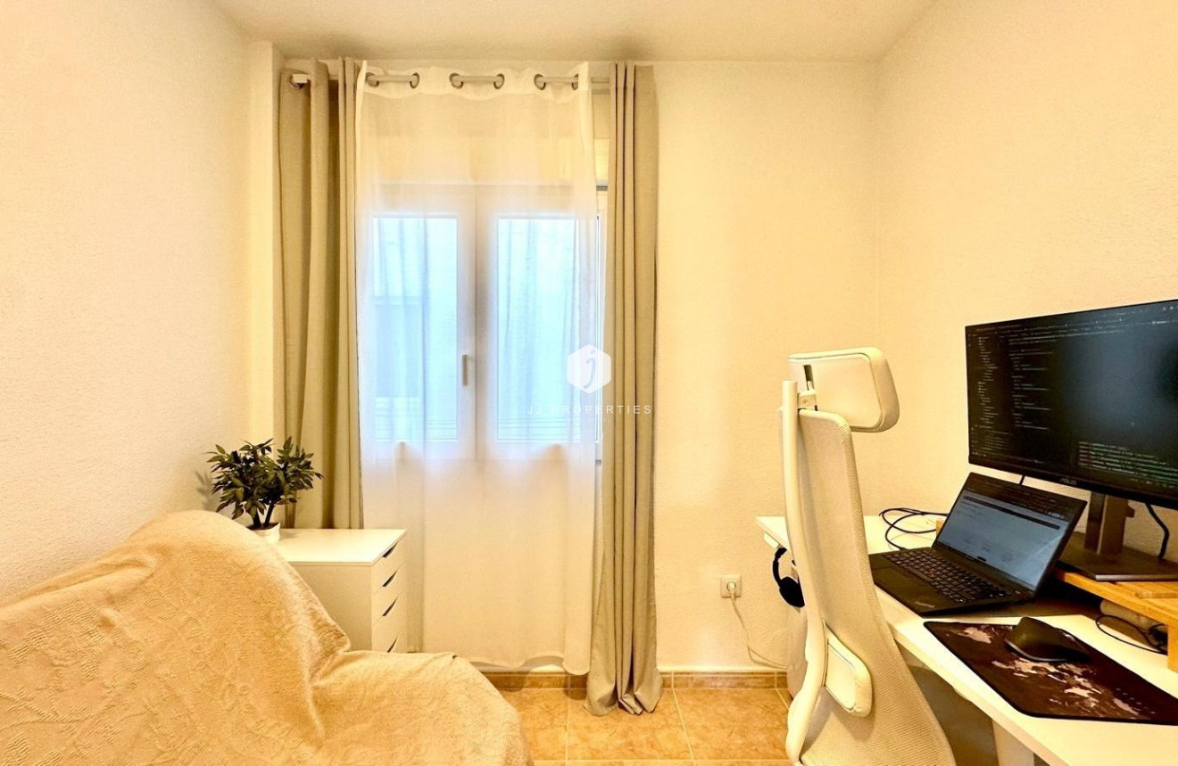 Tweedehands - Penthouse -
Torrevieja - Centro