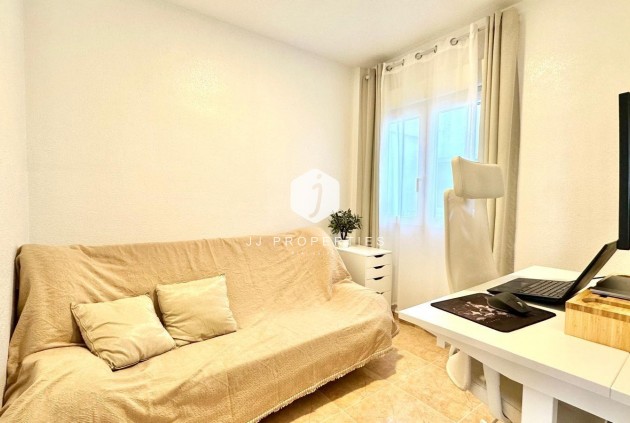 Tweedehands - Penthouse -
Torrevieja - Centro