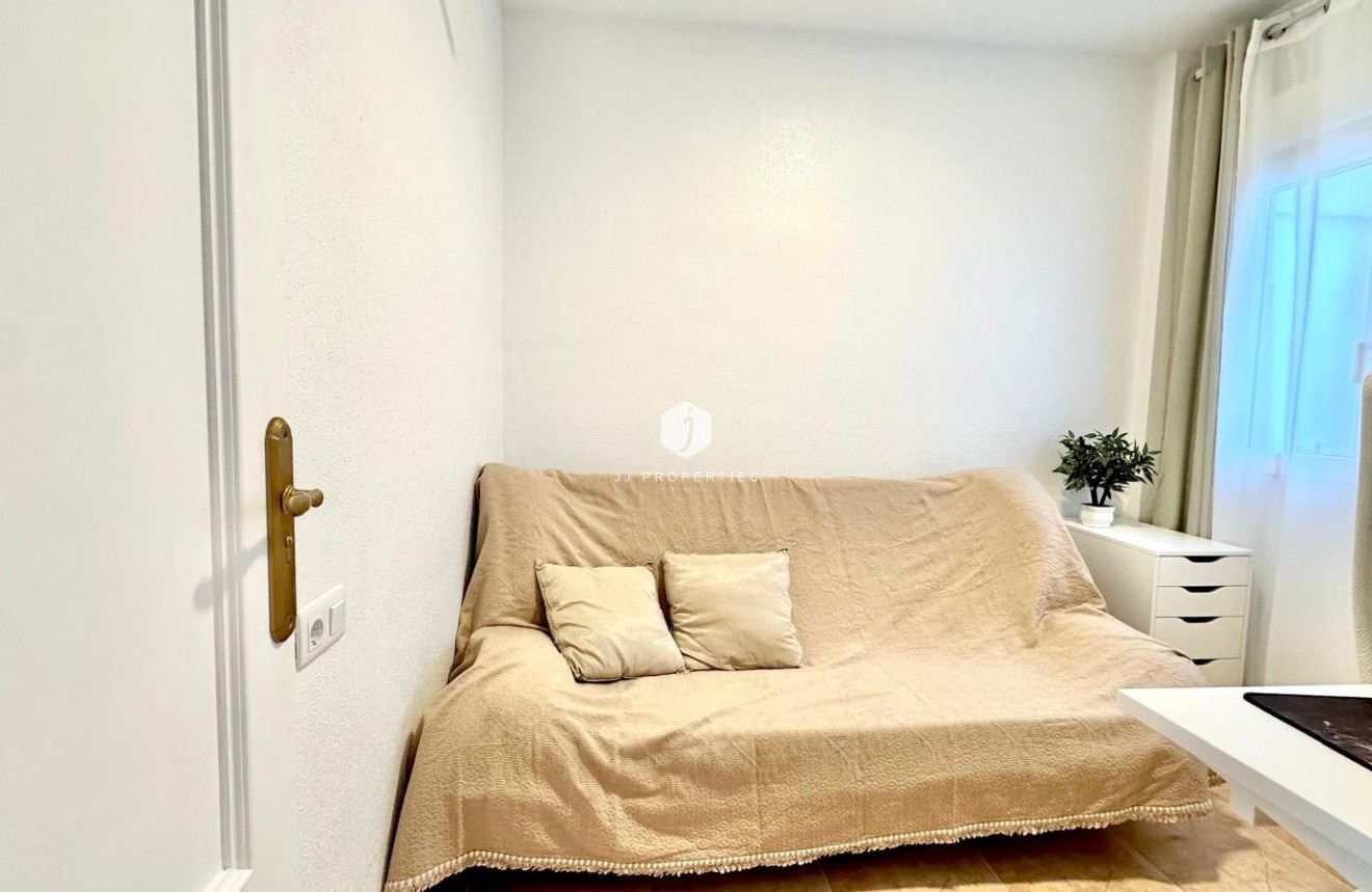 Tweedehands - Penthouse -
Torrevieja - Centro