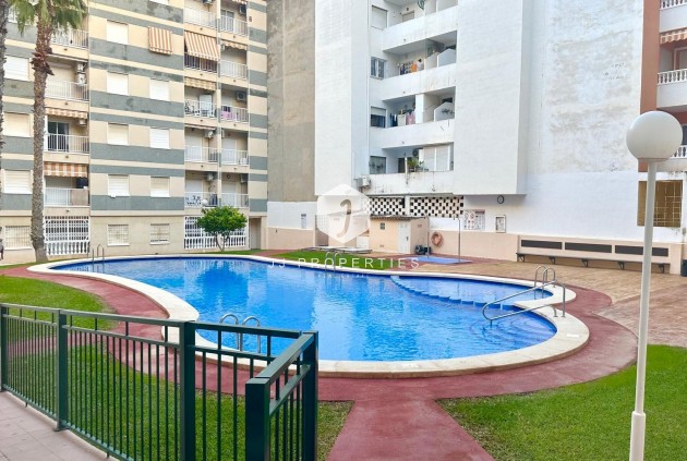 Tweedehands - Penthouse -
Torrevieja - Centro