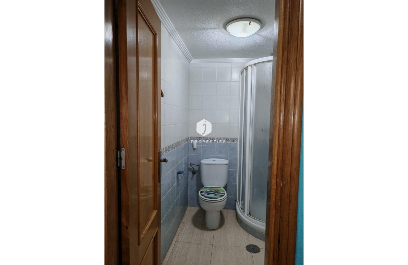 Tweedehands - Appartement / flat -
Torrevieja - Centro