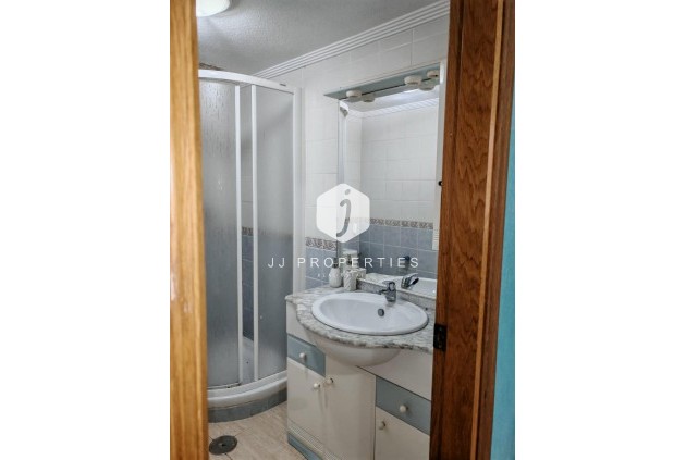 Tweedehands - Appartement / flat -
Torrevieja - Centro