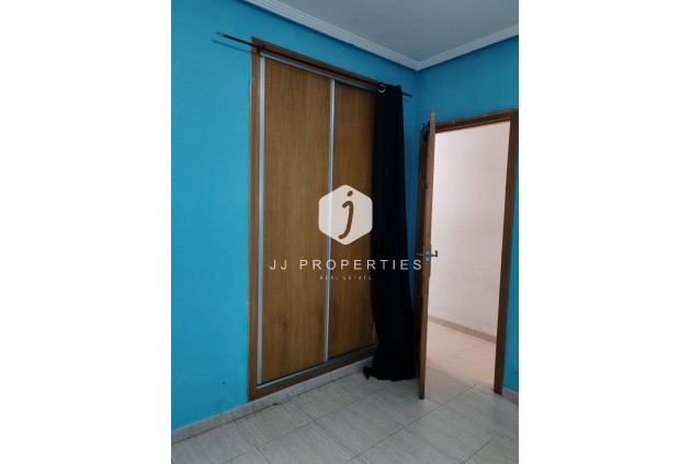 Tweedehands - Appartement / flat -
Torrevieja - Centro