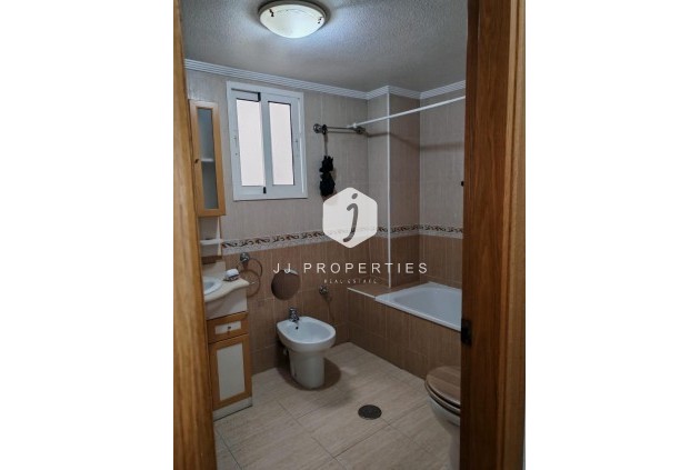 Tweedehands - Appartement / flat -
Torrevieja - Centro
