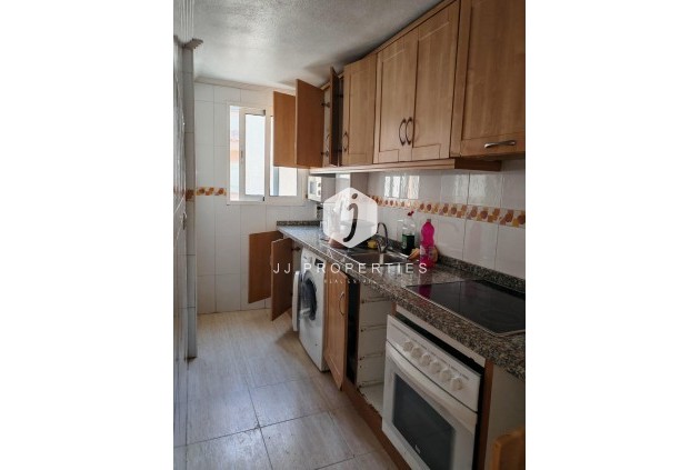 Tweedehands - Appartement / flat -
Torrevieja - Centro