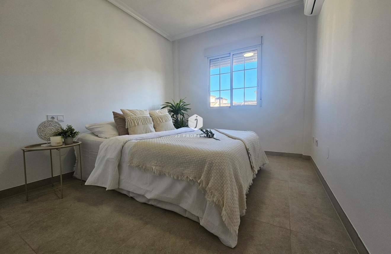 Tweedehands - Appartement / flat -
Orihuela Costa - Lomas de Cabo Roig