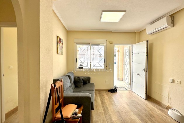 Tweedehands - Bungalow -
Torrevieja - Torreblanca