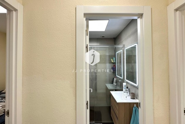 Tweedehands - Bungalow -
Torrevieja - Torreblanca