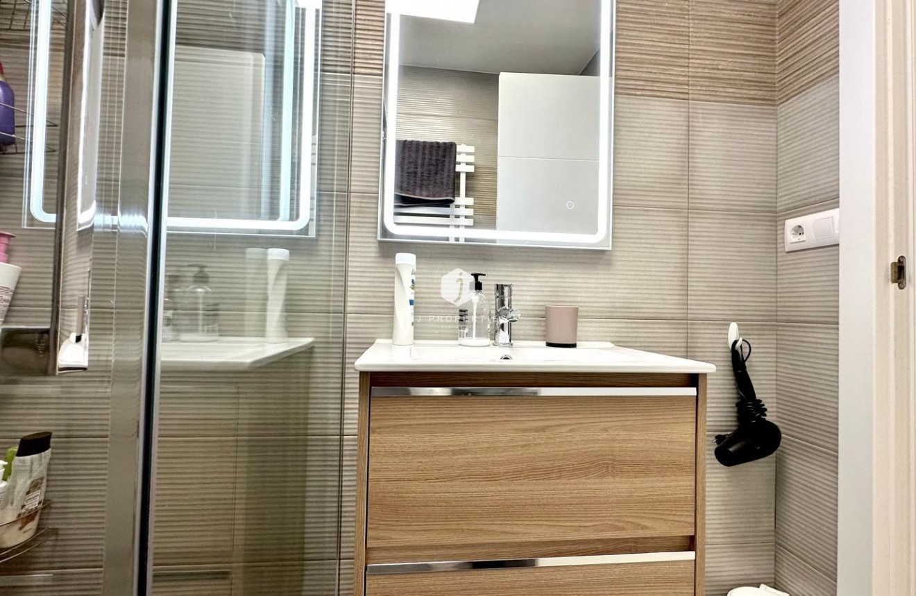 Tweedehands - Bungalow -
Torrevieja - Torreblanca