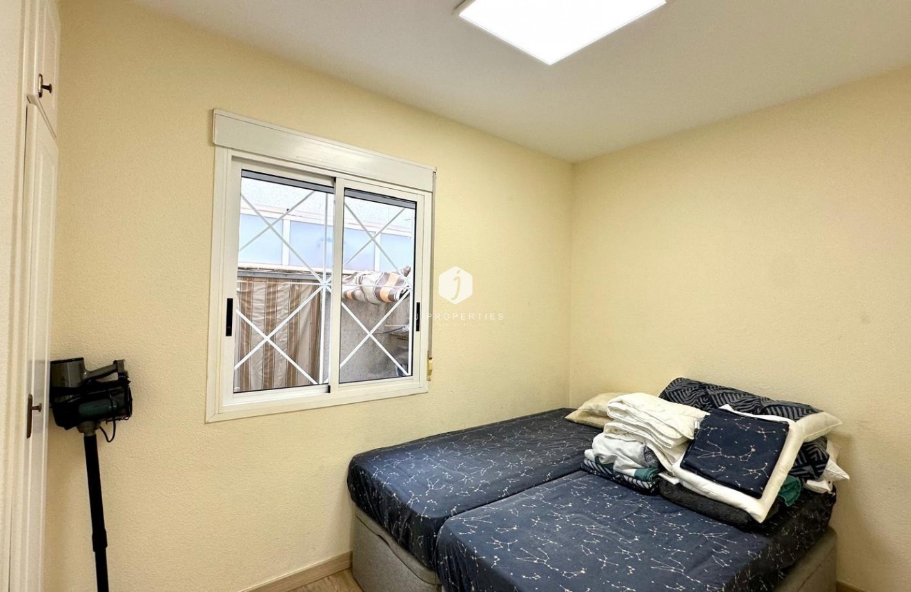 Tweedehands - Bungalow -
Torrevieja - Torreblanca