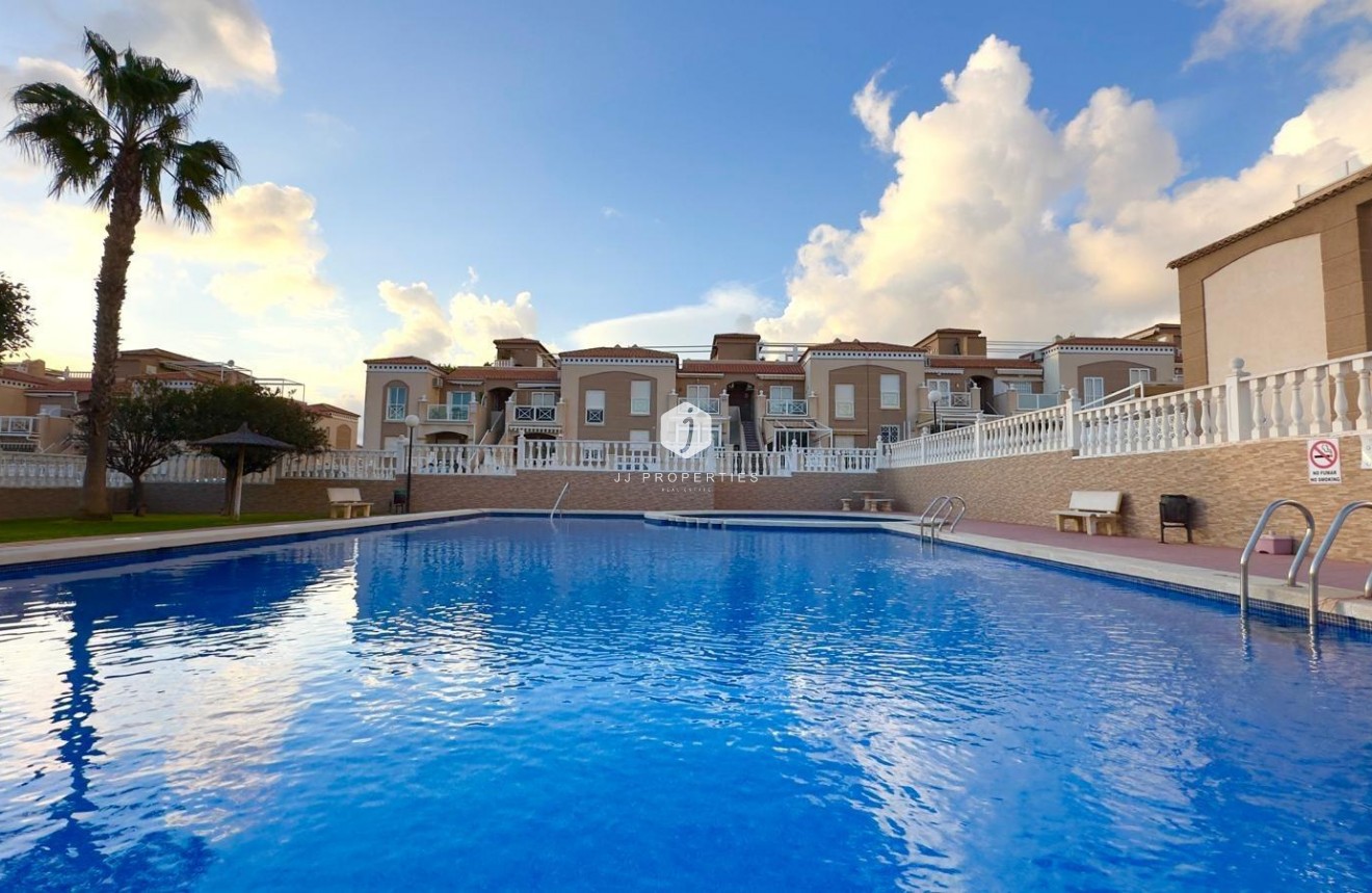 Tweedehands - Bungalow -
Torrevieja - Torreblanca