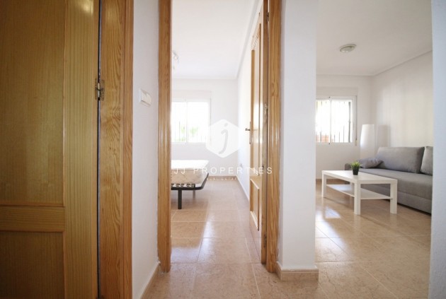 Tweedehands - Appartement / flat -
Playa Flamenca - Costa Blanca