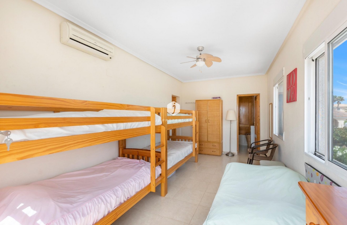 Tweedehands - Villa -
San Fulgencio - Urb. La Marina