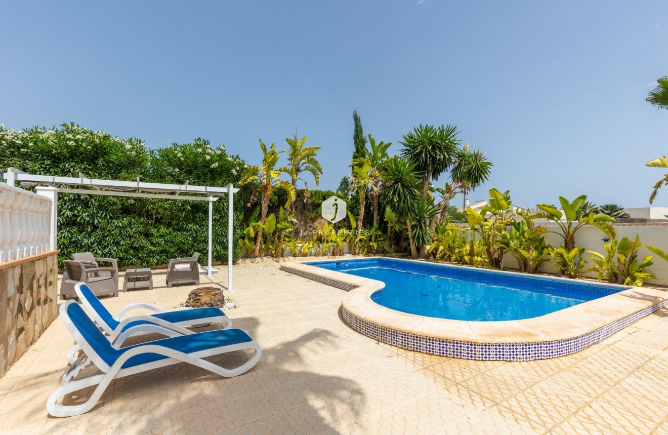 Tweedehands - Villa -
San Fulgencio - Urb. La Marina