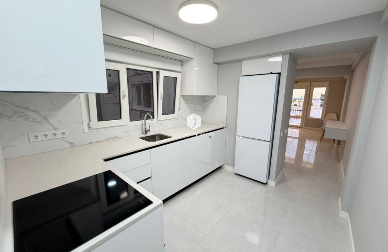 Aus zweiter Hand - Wohnung -
Torrevieja