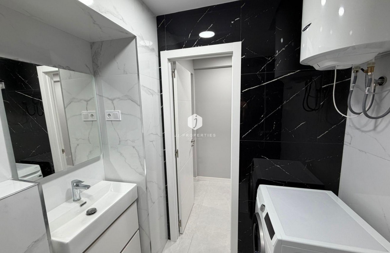 Aus zweiter Hand - Wohnung -
Torrevieja