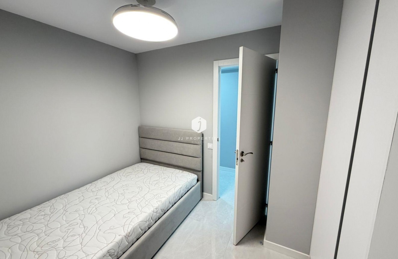 Aus zweiter Hand - Wohnung -
Torrevieja