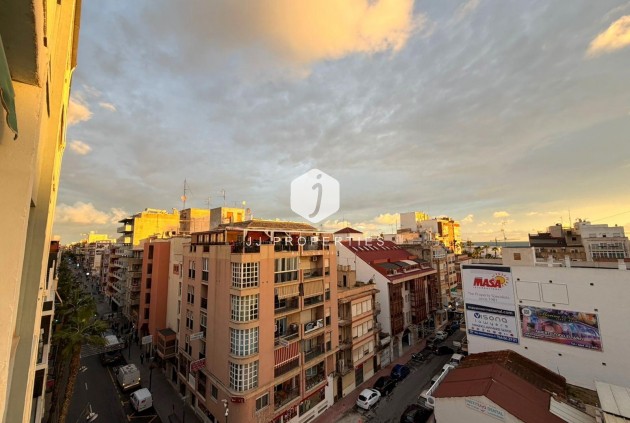 Aus zweiter Hand - Wohnung -
Torrevieja