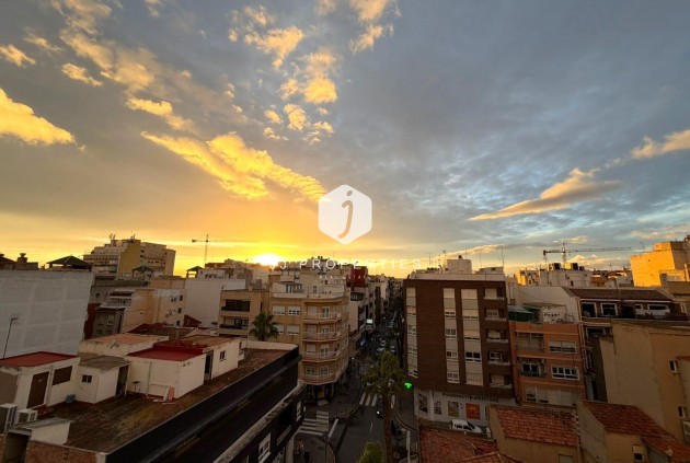 Aus zweiter Hand - Wohnung -
Torrevieja