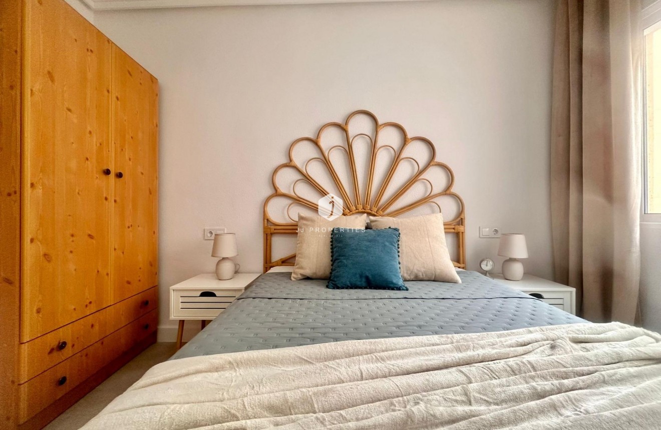 Tweedehands - Appartement / flat -
Torrevieja - Centro