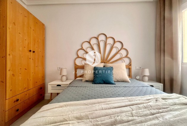 Tweedehands - Appartement / flat -
Torrevieja - Centro