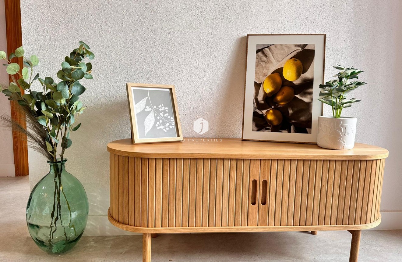 Tweedehands - Appartement / flat -
Torrevieja - Centro