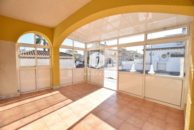 Tweedehands - Chalet -
Orihuela Costa - Costa Blanca