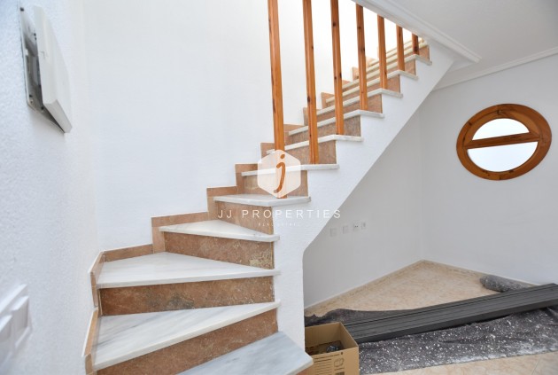 Tweedehands - Chalet -
Orihuela Costa - Costa Blanca