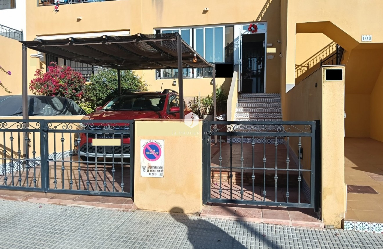 Tweedehands - Appartement / flat -
Los Montesinos - Costa Blanca