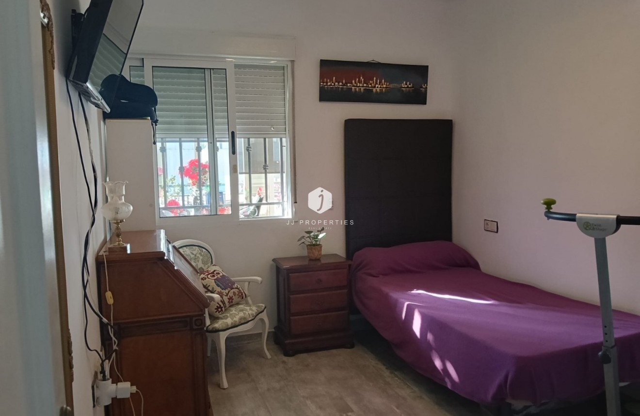 Tweedehands - Appartement / flat -
Los Montesinos - Costa Blanca