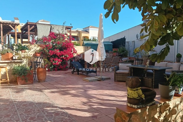 Tweedehands - Appartement / flat -
Los Montesinos - Costa Blanca