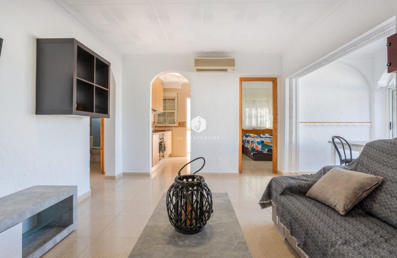 Tweedehands - Villa -
Torrevieja - Costa Blanca